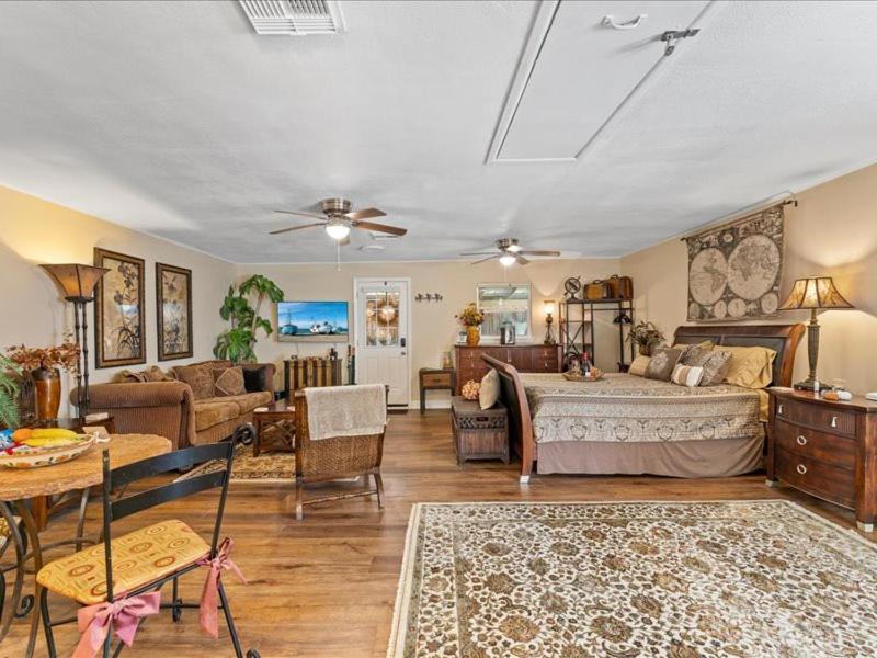 College Park-Orlando 5Star Villa Oasis - Home Away From Home - Quiet Neighborhood-Private Botanical Courtyard - Mins From Eola,Dt, Winter Park - Free Parking & Ev Plug In Exterior foto